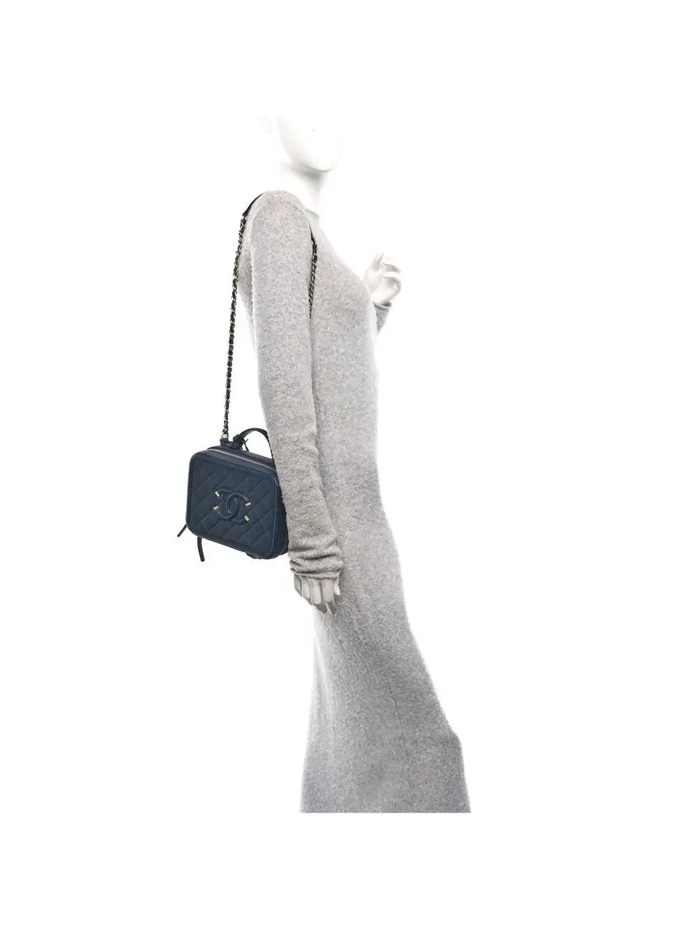 Chanel Caviar Quilted Medium Cc #277880C45B